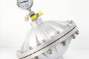 What should be noted when using a pulsation damper?